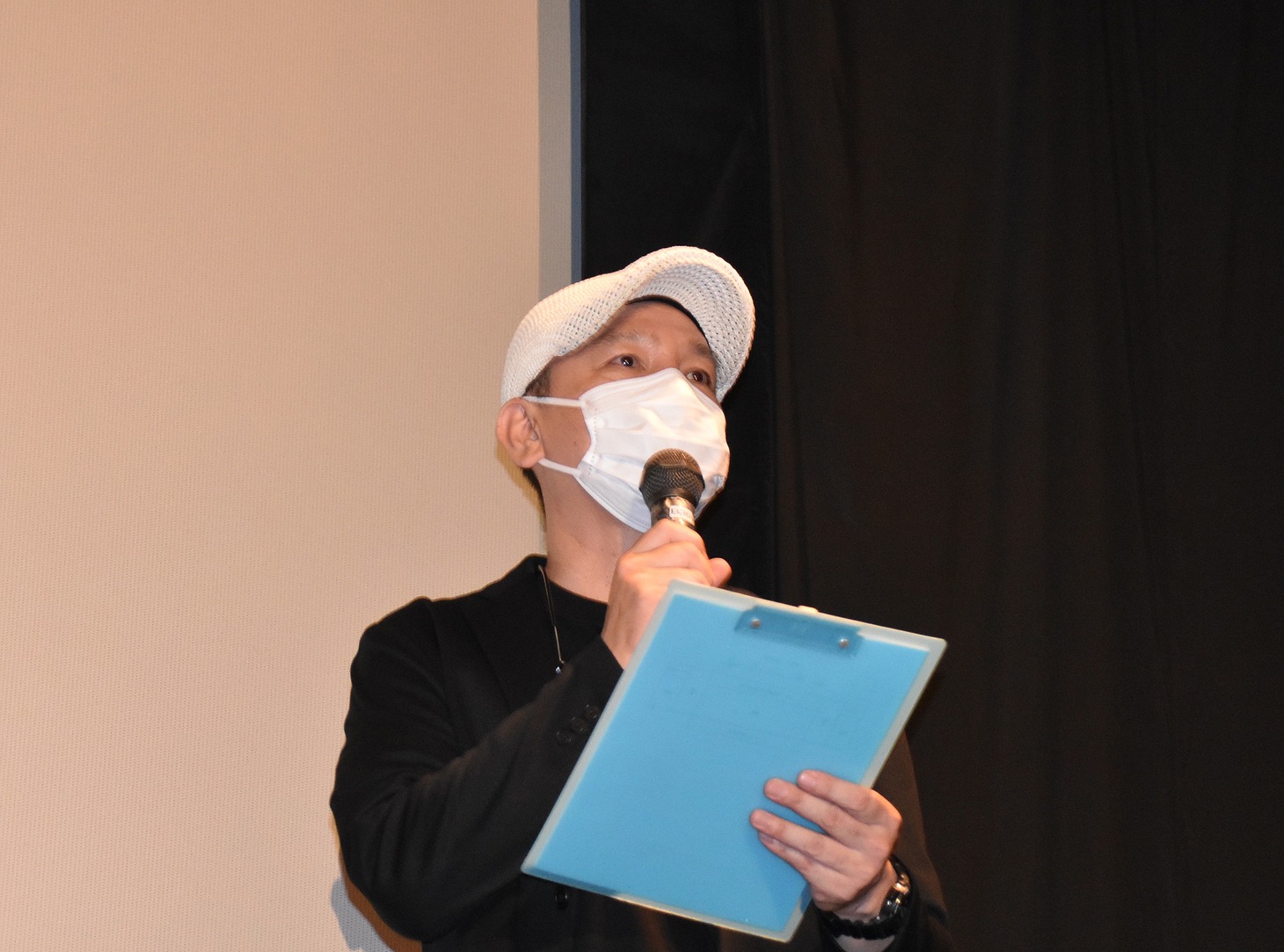 長谷川朋史