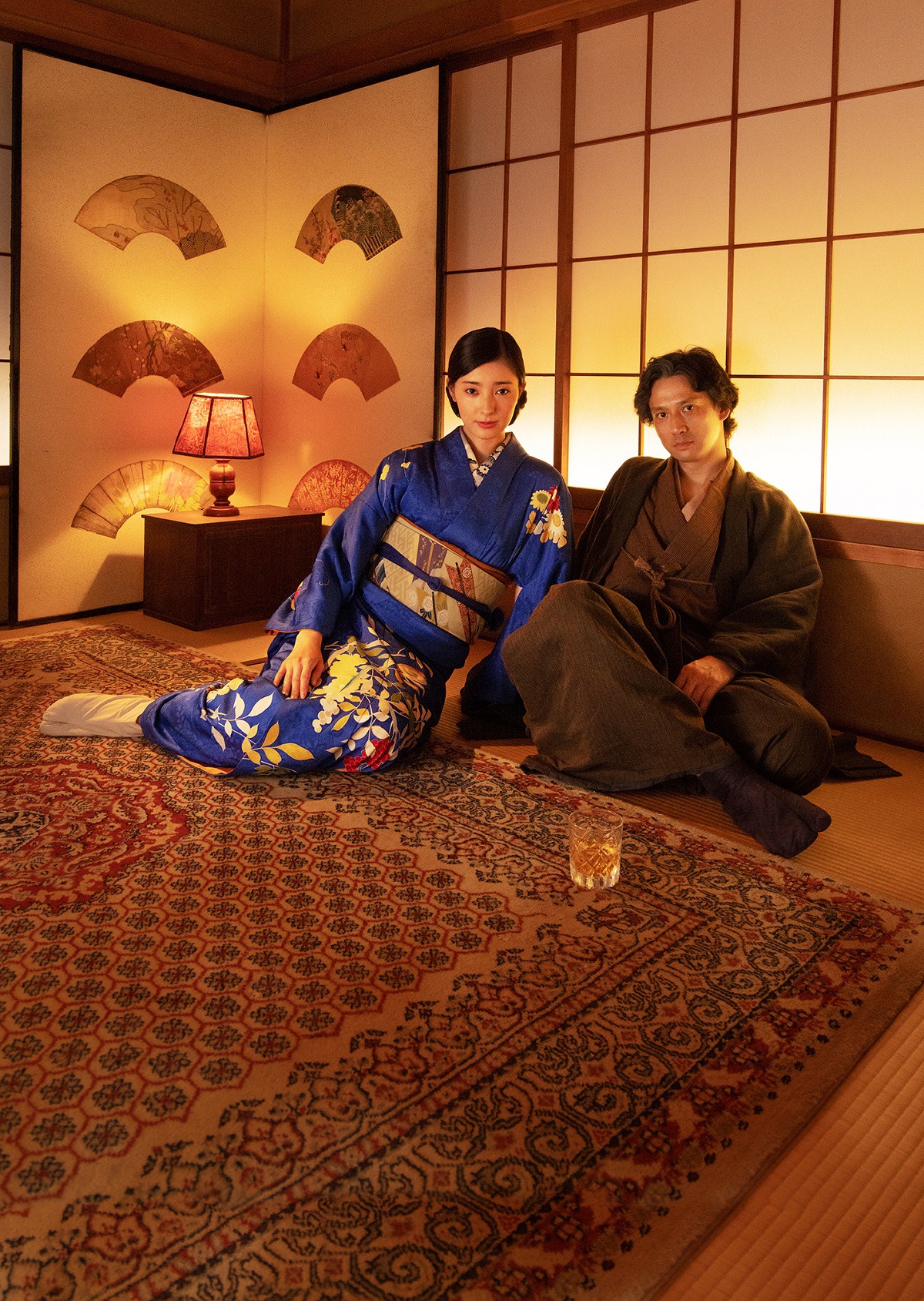 「鳩のごとく 蛇のごとく 斜陽」メインビジュアル