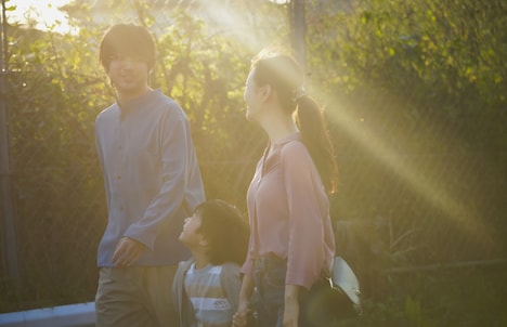 「夜、鳥たちが啼く」新場面写真