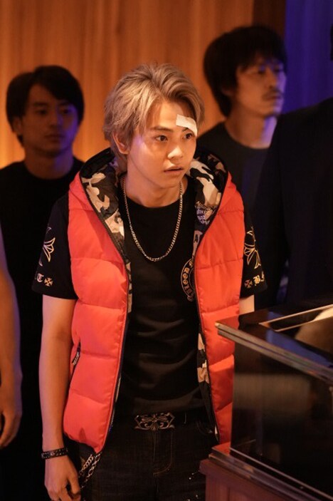 菅生新樹演じる山下恭四郎。