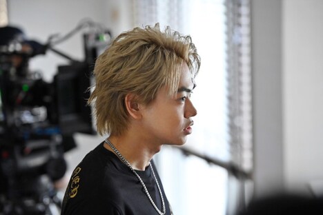 菅生新樹演じる山下恭四郎。