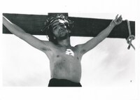 「奇跡の丘」 (c)Cristina D'Osualdo. Tutti i diritti riservati.Pubblicato per gentile concessione della VIGGO Srl.