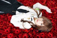 舞台「Collar×Malice -白石景之編-」より、星野市香役の岩田陽葵。(c)舞台『Collar×Malice』製作委員会