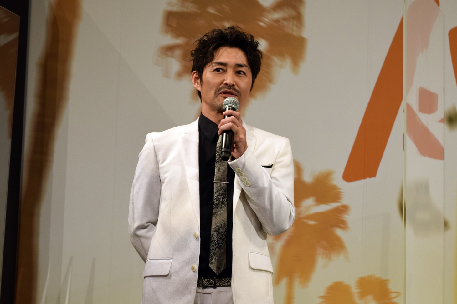 安田顕