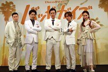 左から長田庄平、安田顕、尾上松也、河合郁人、ファーストサマーウイカ。
