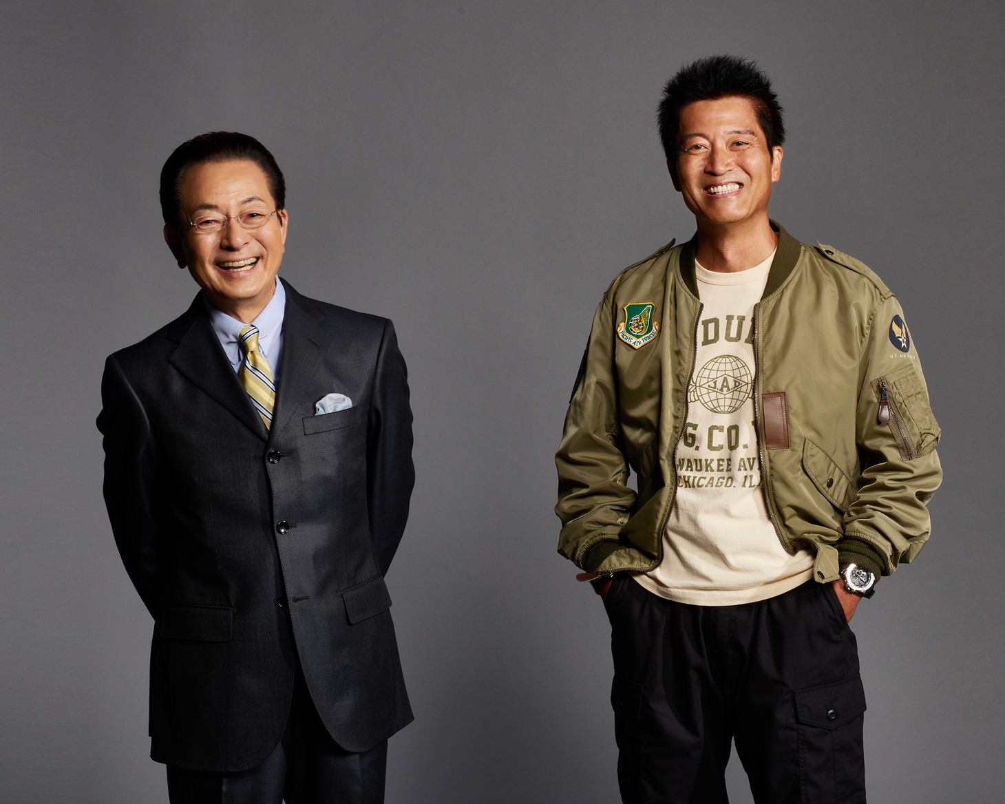 左から水谷豊、寺脇康文。