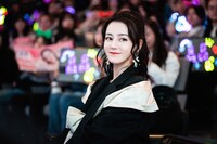 「プラチナの恋人たち」より、ディリラバ演じるチアオ・ジンジン。(c)Shenzhen Tencent Computer Systems Company Limited