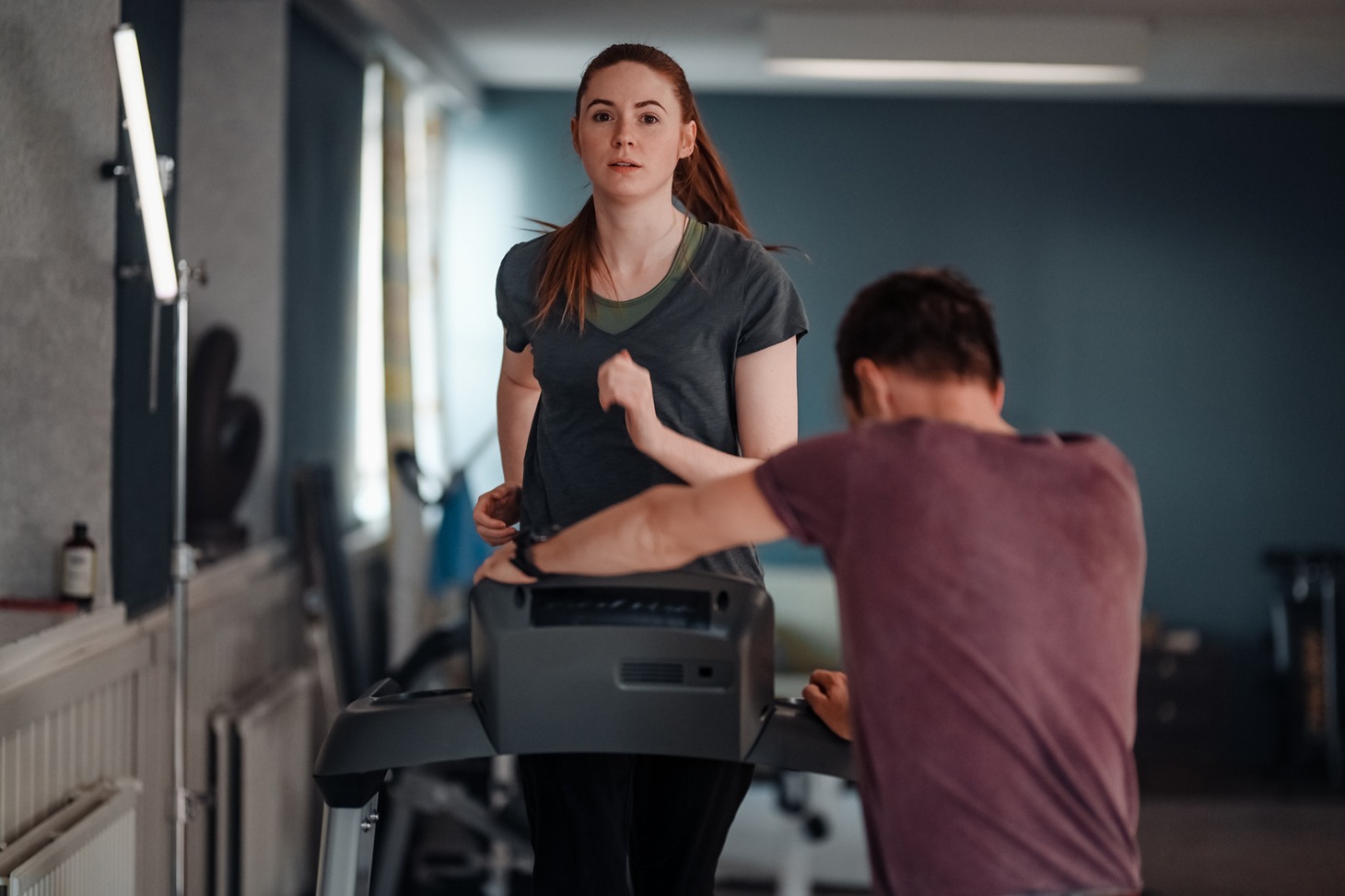 「デュアル」新場面写真