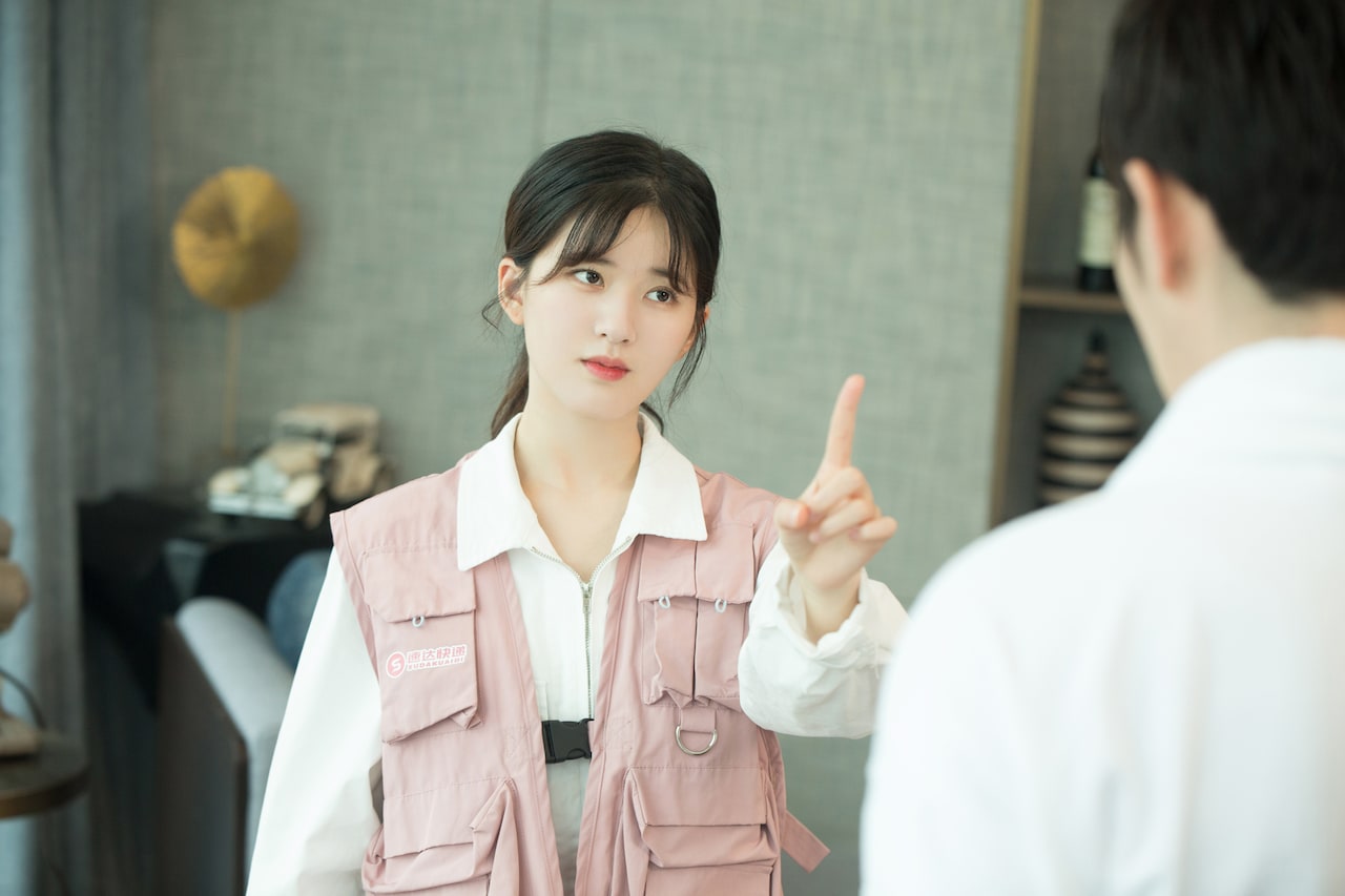 「うっかり拾った恋なのに」(c)Youku information technology (Beijing) co., LTD　(c)CENTURY UU