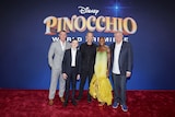 「ピノキオ」ワールドプレミアの様子。左からルーク・エヴァンス、ベンジャミン・エヴァン・エインズワース、トム・ハンクス、シンシア・エリヴォ、ロバート・ゼメキス。