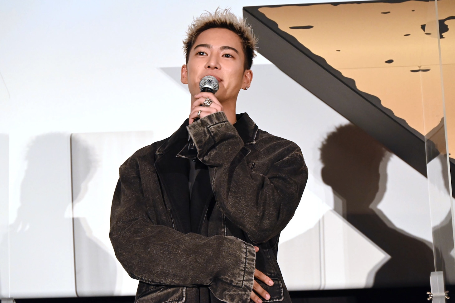 三山凌輝