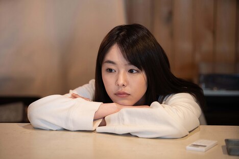 「の方へ、流れる」