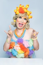 前野朋哉扮するズブ子。