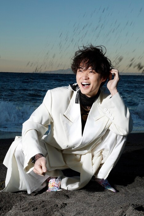 「磯村勇斗最新写真集（仮題）」より。