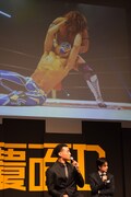 プロレスシーンを回想する関口メンディー。