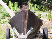 「丸木舟とUFO」