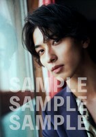 横浜流星ファンクラブ限定版の特典となるポストカードのビジュアル。