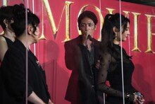 玉木宏（中央）