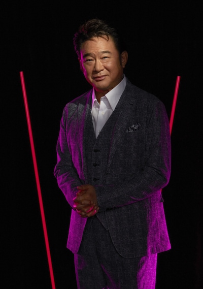 吉川辰樹を演じる船越英一郎。