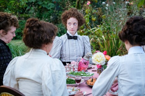 「ルイス・ウェイン 生涯愛した妻とネコ」