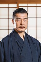 大澄賢也演じる桜夜秀一朗。