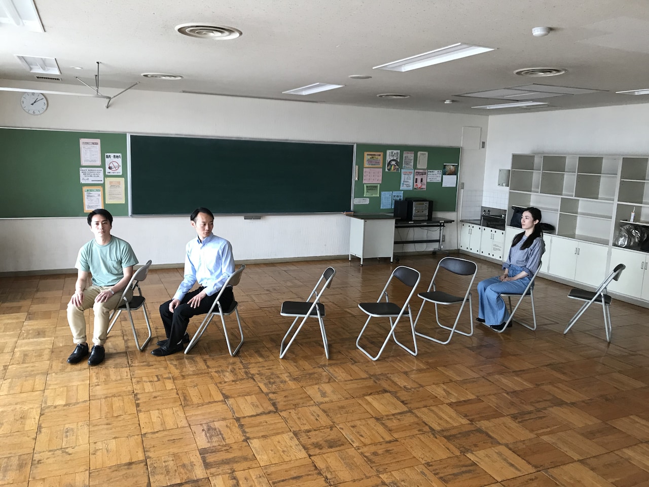 稽古場に集まる俳優たちが過ごす日々描く、鈴木秀幸の監督作「退屈なかもめたち」上映