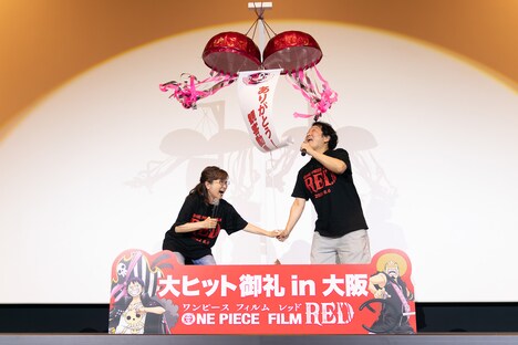 左から田中真弓、山口勝平。