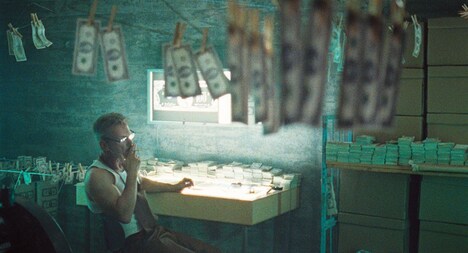 「フラッグ・デイ 父を想う日」新場面写真