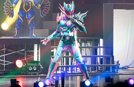 仮面ライダーリバイス・真