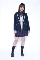 久間田琳加が演じるタイムスリップ後の紫苑。