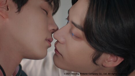 「君の唇を噛みたい」