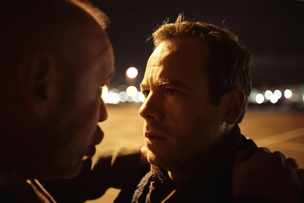 ブツの盗難に謎の追跡者…窮地に立つ男の姿収めた「ナイトライド」予告編