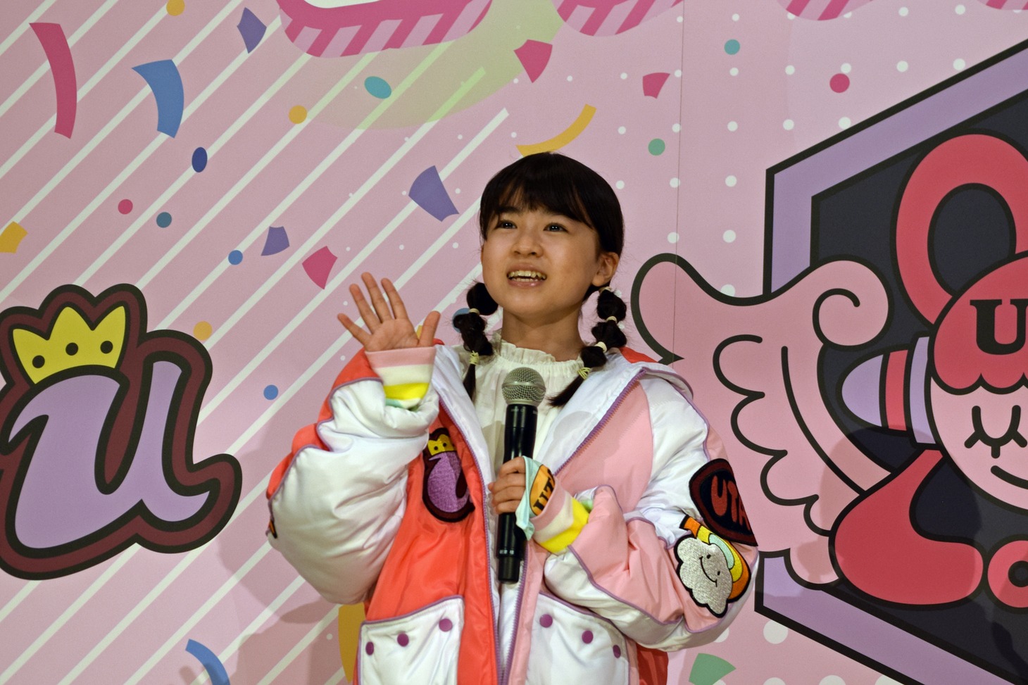 新津ちせ