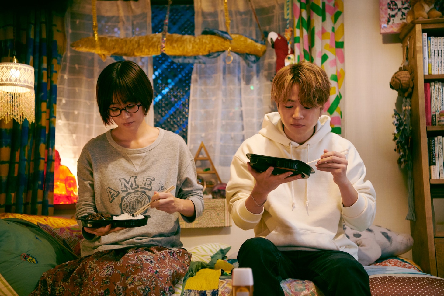 映画「もっと超越した所へ。」より。