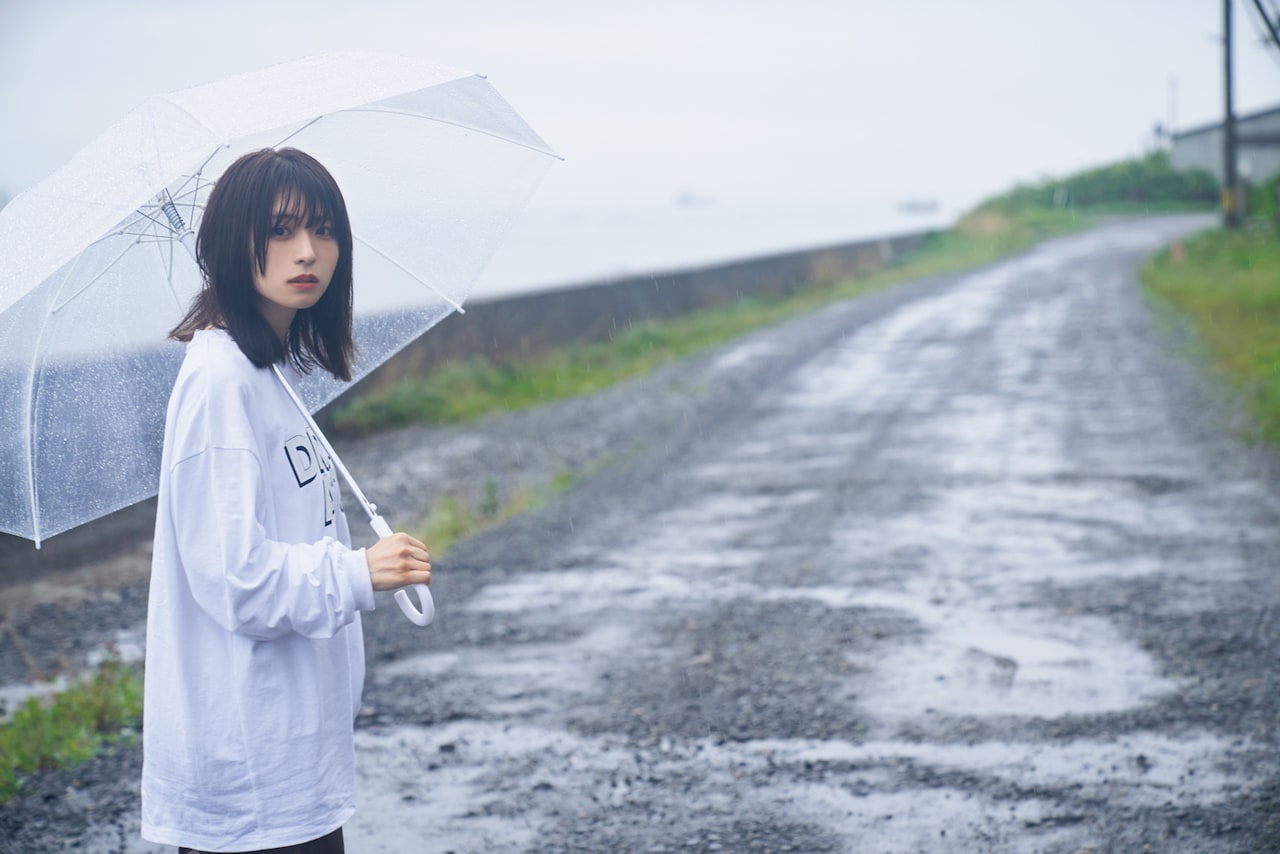 長濱ねるが同世代の声を読み解く、Quick Japanで80ページ特集