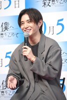 「本当に“拷問”されている」と嘆く山田涼介。