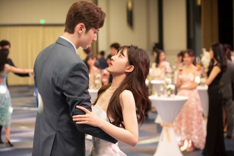 「うっかり拾った恋なのに」 (c)Youku information technology (Beijing) co., LTD　(c)CENTURY UU