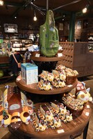 「ジブリの大倉庫ショップ 冒険飛行団」