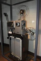 「ホーホケキョ となりの山田くん」ラッシュチェックに使用されていた映写機。