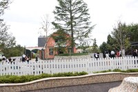 「地球屋」のロータリー広場。