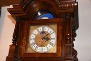 「地球屋」より古時計。