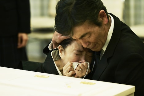 「連続ドラマW 両刃の斧」