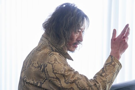 「仮面ライダーアウトサイダーズ ep.1 鏡の世界（ミラーワールド）のお宝と王蛇の帰還」