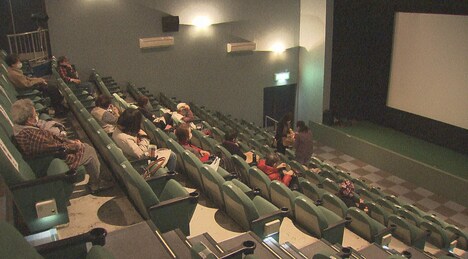 火災に遭う以前の小倉昭和館。