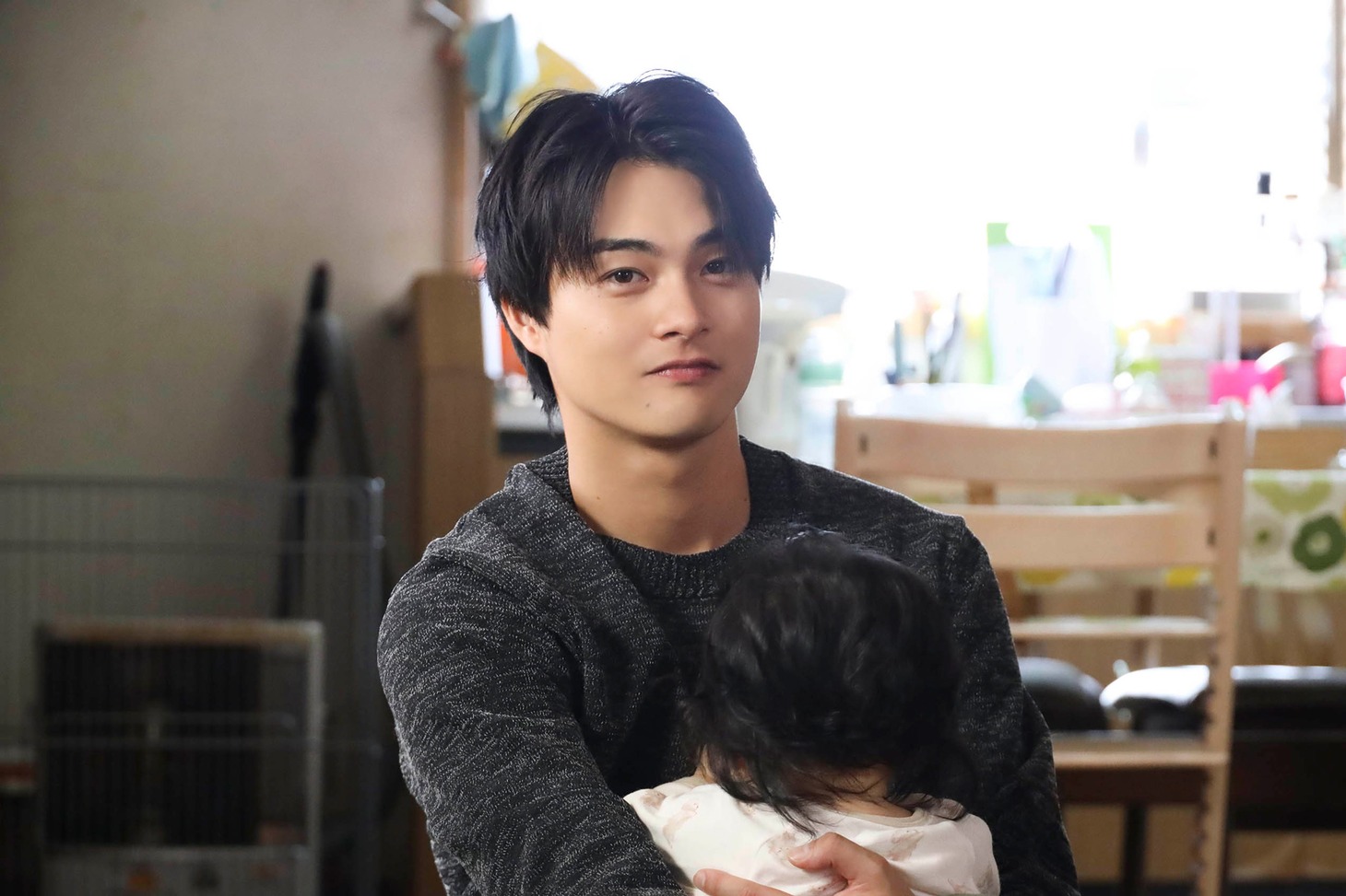 「PICU 小児集中治療室」より、杉本亮平を演じる結木滉星。