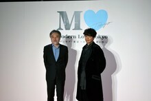 左から黒沢清、ユースケ・サンタマリア。