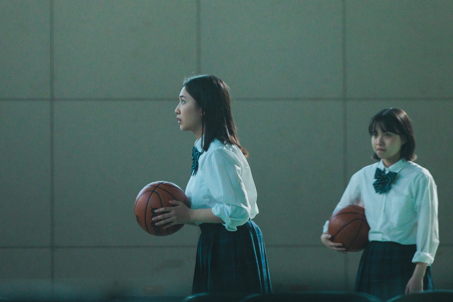 「少女は卒業しない」
