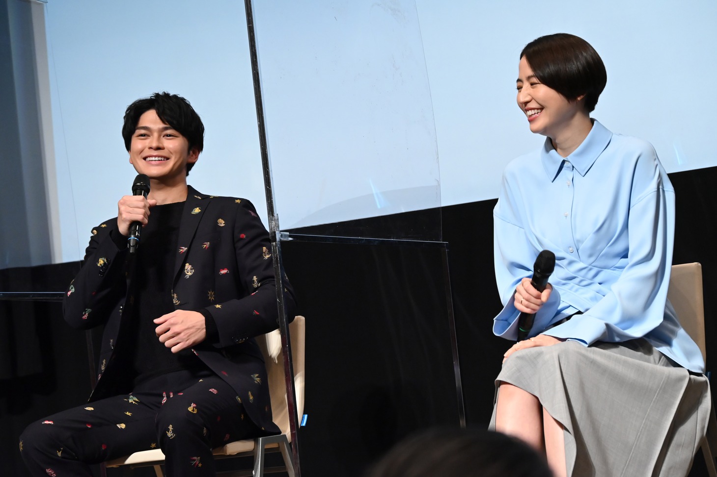 連続ドラマ「エルピス―希望、あるいは災い―」の制作発表会見の様子。