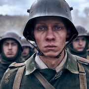 「西部戦線異状なし」ドイツ本国による初の映画化、Netflixで独占配信