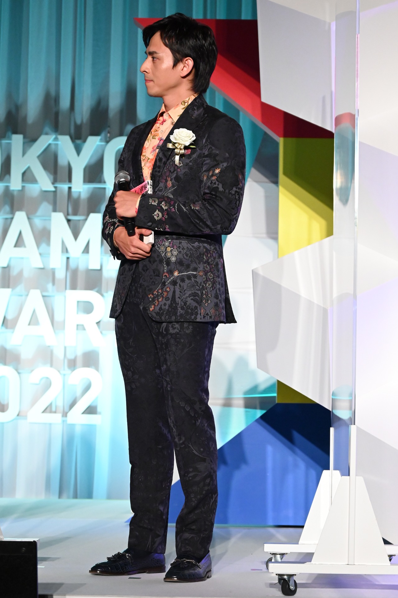 満島真之介